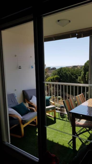 La Plage Vous Appartient - Studio Cabine Vue Mer Apartment Sete Exterior photo