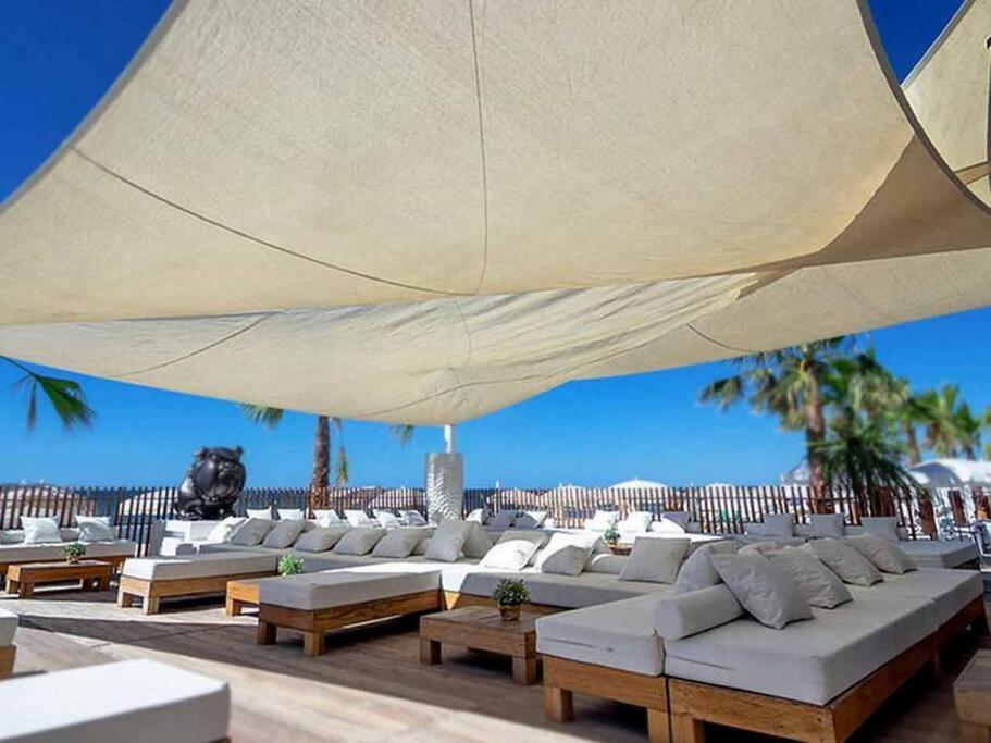 La Plage Vous Appartient - Studio Cabine Vue Mer Apartment Sete Exterior photo